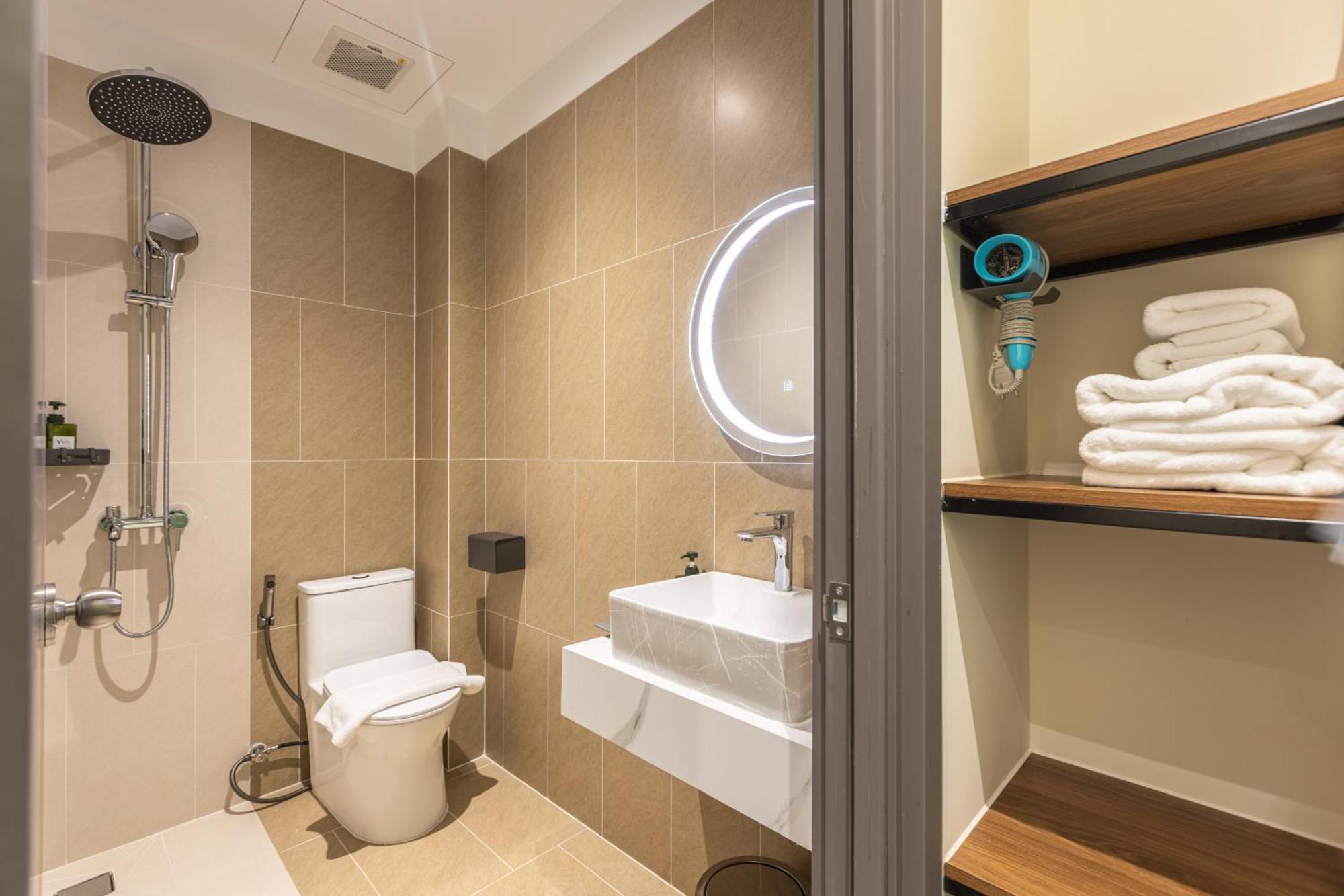 V'Luna Hotel - Managed By Thm Cần Thơ Ngoại thất bức ảnh